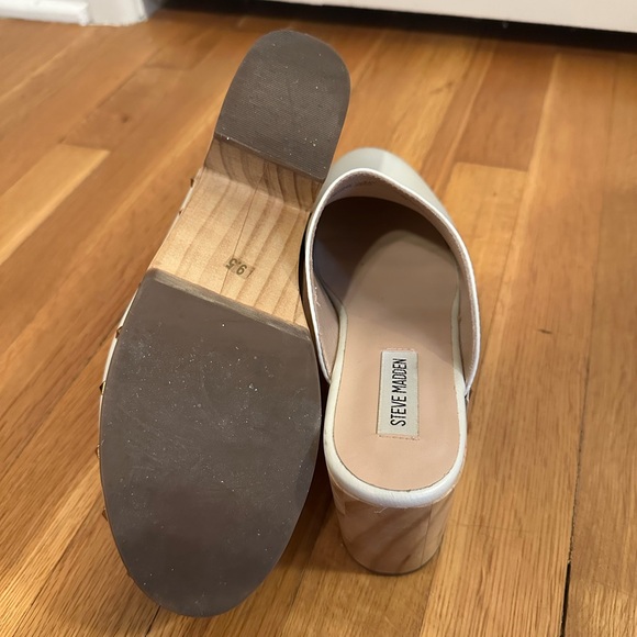 Steve Madden White Mules Sleek Minimalist Design - Picture 4 of 5